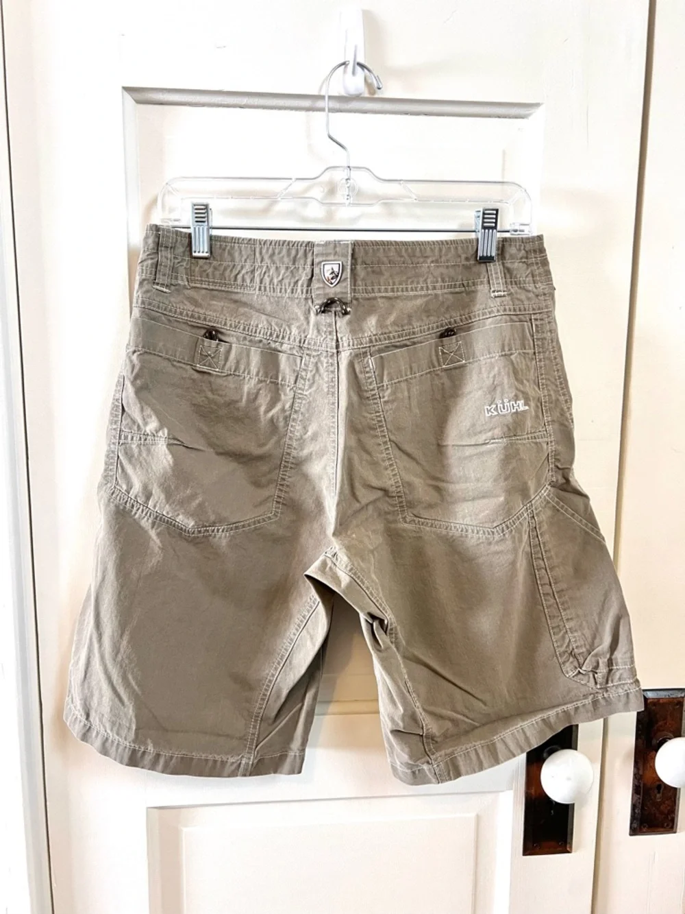 Kuhl Men's Tan Cargo Shorts - Casual Utility Style - Picture 2 of 5